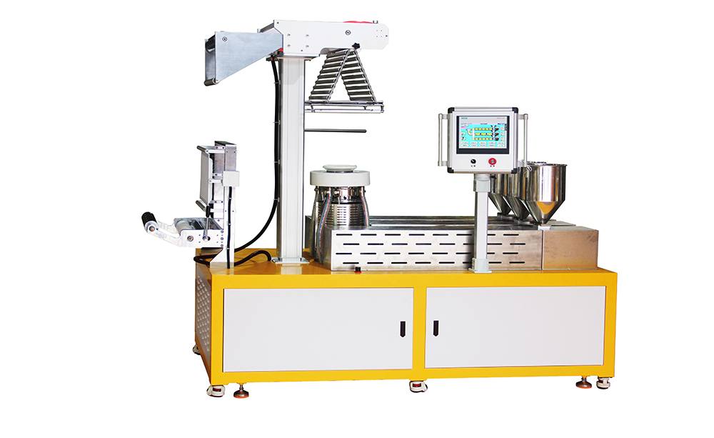 XH-430B-25-3 三層共擠吹膜機