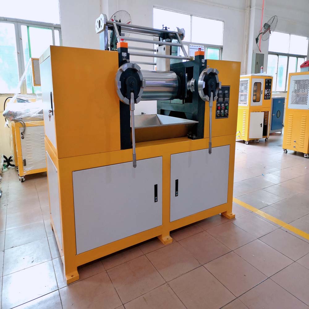 10寸電加熱開(kāi)煉機(jī)